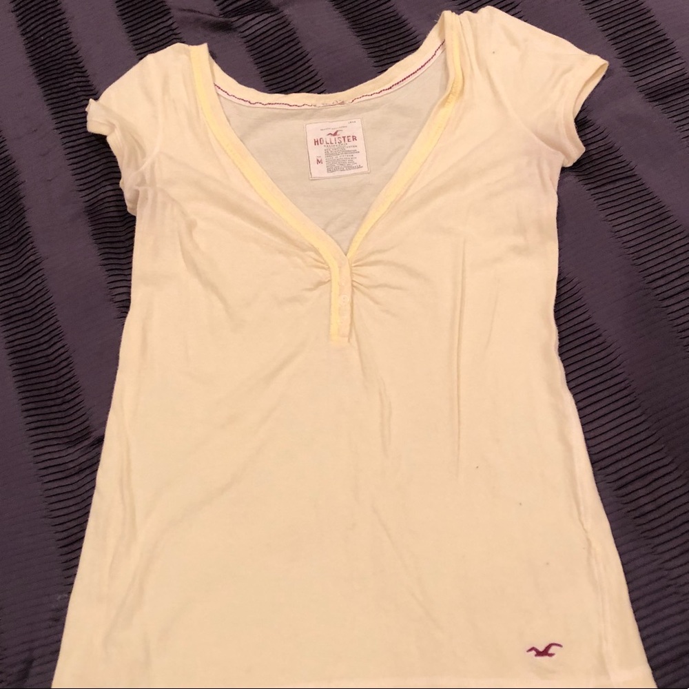 Hollister T-shirt
